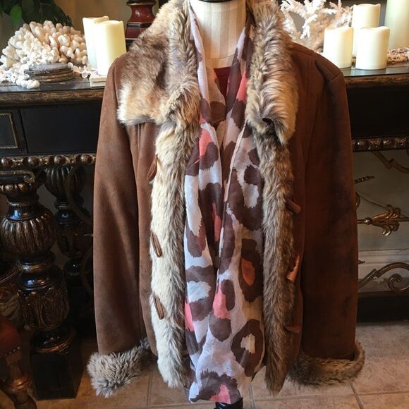 CIRCLE SCARF Perfect for Fall & Winter - Picture 5 of 8